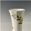 Image 5 : Pair of Aynsley Bone China Table Vases, Cottage Garden