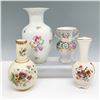Image 1 : 4pc Porcelain Vase Collection, Floral and Gilt Accents