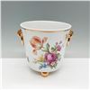 Image 2 : Metzler & Ortloff Porcelain Cachepot with Gilded Accents
