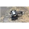 Image 2 : BLACK MULTI ADJUSTABLE METAL WORKING MACHINE VICE