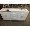 Image 1 : Bathroom Vanity