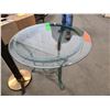 Image 2 : 2pc Round Glass Top Coffee Tables & 1 Table Lamp