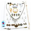 Image 1 : Estate Lot - Mixed Jewellery - Broaches, Pins, Earrings etc.1