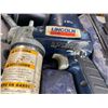 Image 2 : Lincoln 18V powerluber cordless grease gun kit
