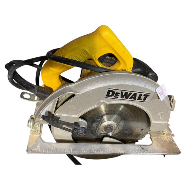 DEWALT Circular Saw - Corded - Rugged Build