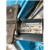 Image 3 : Magnum Nail Gun w/Carrying Case Model - F50