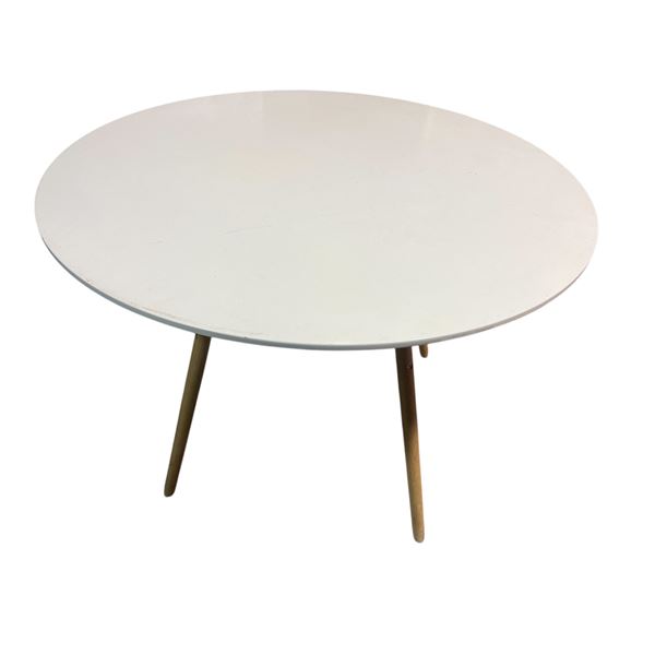 Round Bistro Table (White)