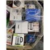 Image 3 : Large Bulk Retail Pallet - Salton Portable Cooktop, Toastmaster Sandwich Grill, Electric Kettle, Sta