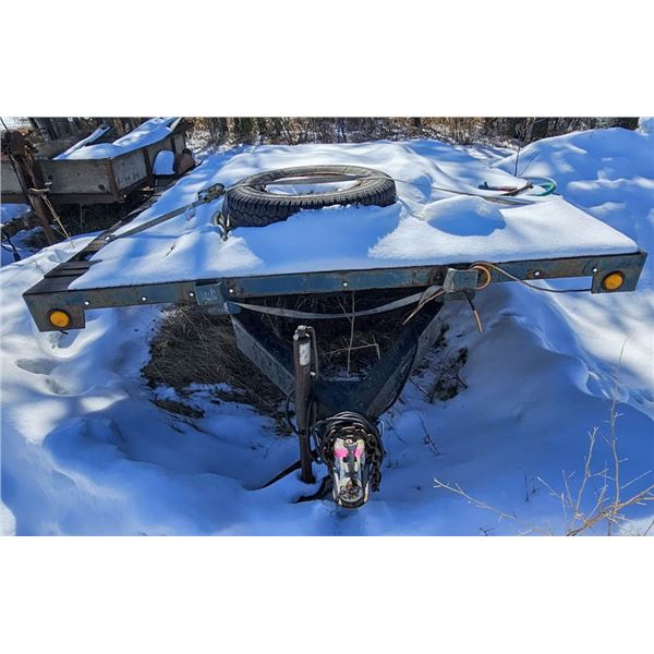 10FT BLUE FLAT DECK TRAILER *AS IS- NO VIN*