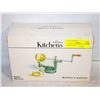Image 1 : APPLE PEELER CORER MACHINE IN BOX, W INSTR.