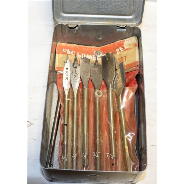 ASSORTED CONTAINER OF SPADE DRILL BITS