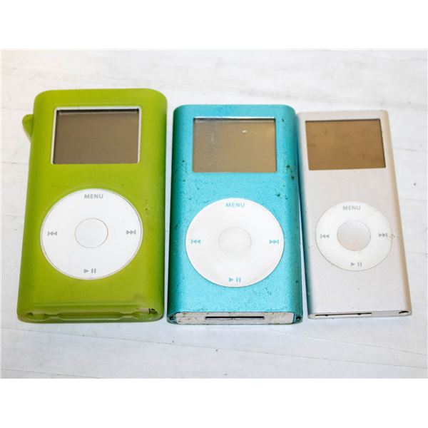 3 IPODS
