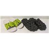 Image 1 : 2 PAIRS OF LADIES SZ 9 FLIP FLOPS