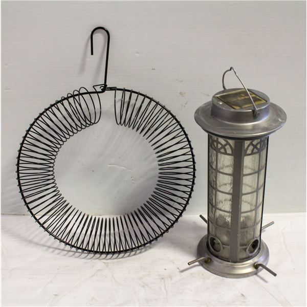BIRD FEEDERS LOT QTY 2