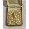 Image 1 : ESTATE VINTAGE PEARL NECKLACE IN PEOPLES