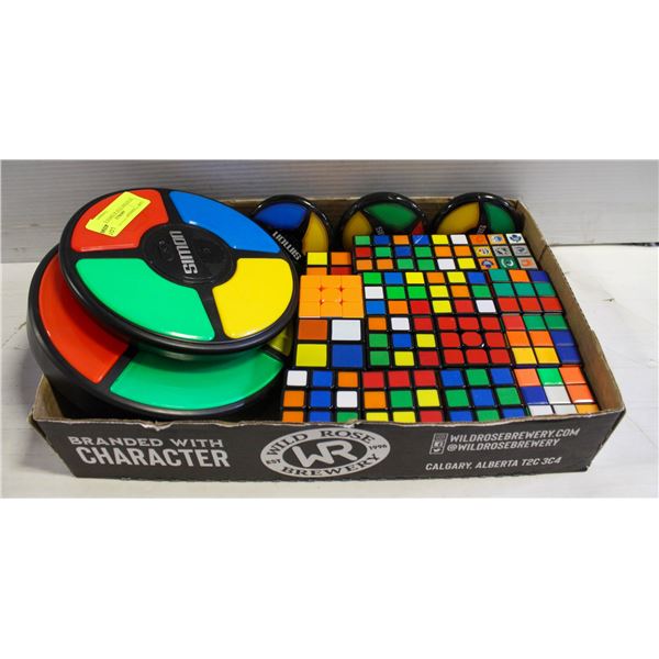 (22) RUBIK CUBE & SIMON GAMES