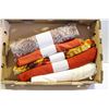 Image 1 : FABRIC ROLLS DARK ORANGE STRETCH LACE