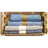 Image 1 : FABRIC ROLLS BLUE STRETCH LACE KNIT STRETCH