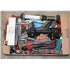 Image 1 : SAFETY BOX, SAW AND TOOLS