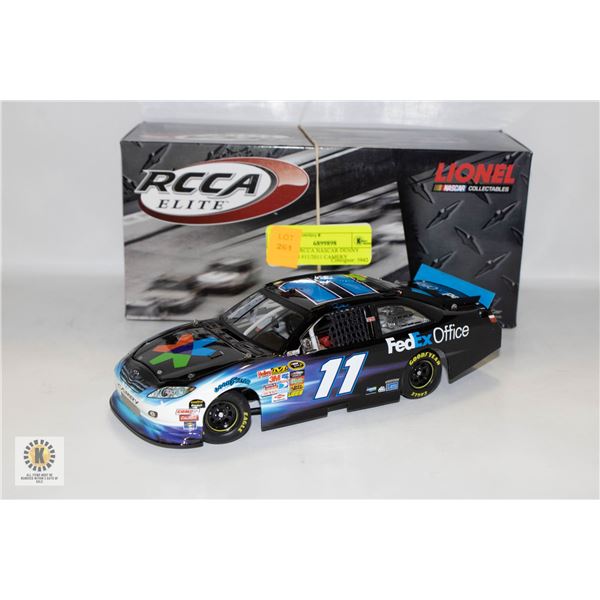 LIONAL RCCA NASCAR DENNY HAMLIN #11/2011 CAMERY