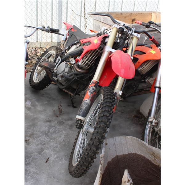 DIRT BIKE PARTS BIKE NO KEYS