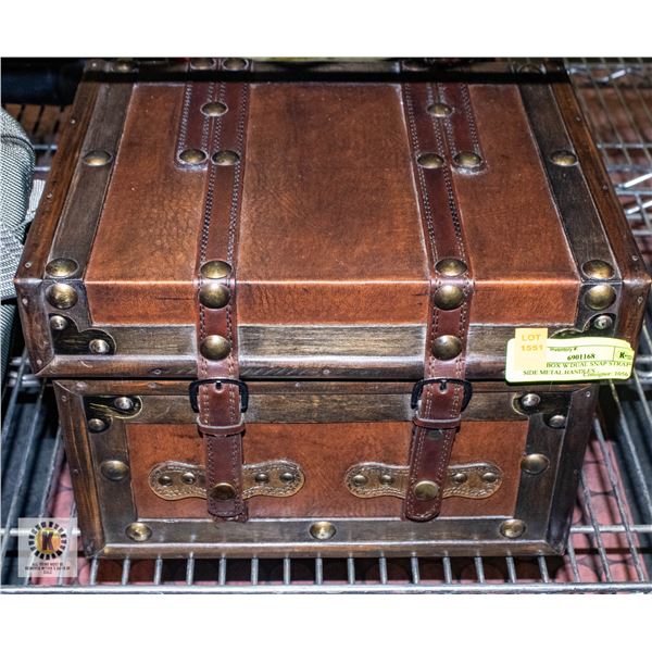 WOOD BOX W DUAL SNAP STRAPS & SIDE METAL HANDLES