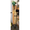Image 1 : WEED EATER FEATHERLITE XT260 25CC GAS WEED