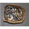 Image 1 : SMALL BOX OF HD HOOKS & CLEVIS'
