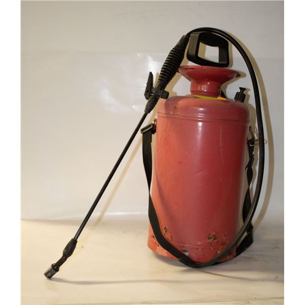 VINTAGE RED SPRAYER