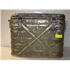 Image 1 : VINTAGE INSULATED MILITARY COOLER