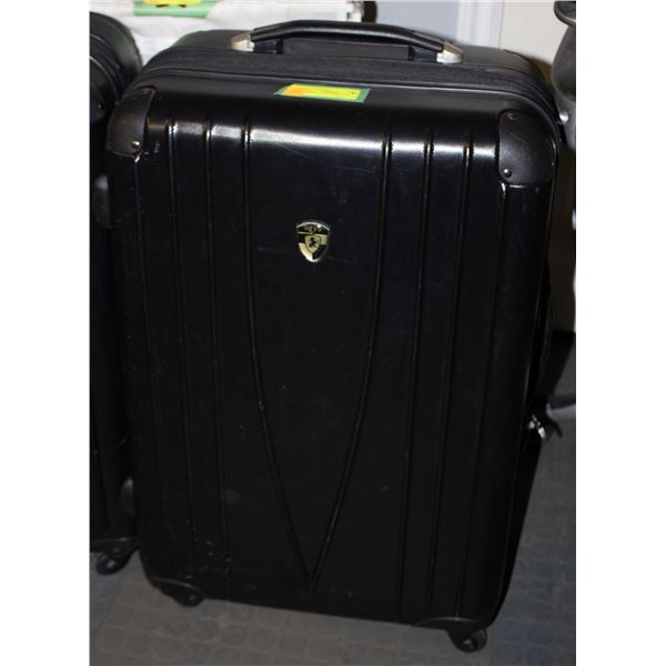HARDSHELL LUGGAGE TOTE