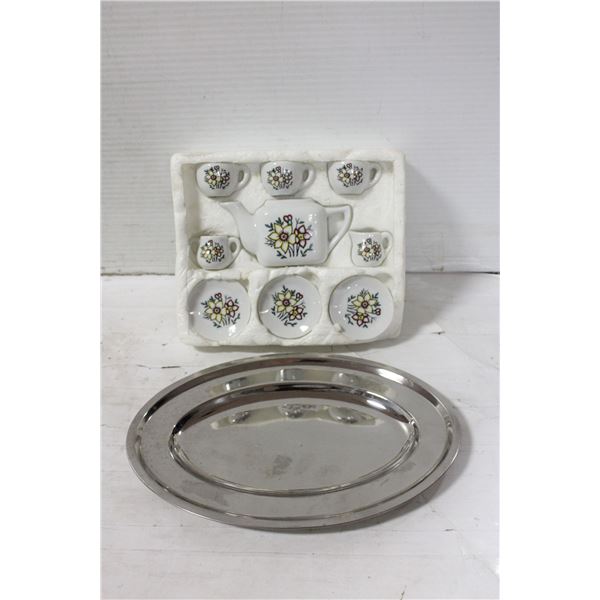VINTAGE UNUSED MINIATURE PORCELAIN TEA