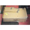 Image 1 : CASE OF BRIDAL GOWN COVERS