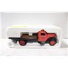 Image 1 : CHEVROLET 1:32 SCALE DIECAST TOW TRUCK