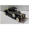 Image 1 : VINTAGE NOVELTY ANTIQUE CAR AM RADIO, WORKS