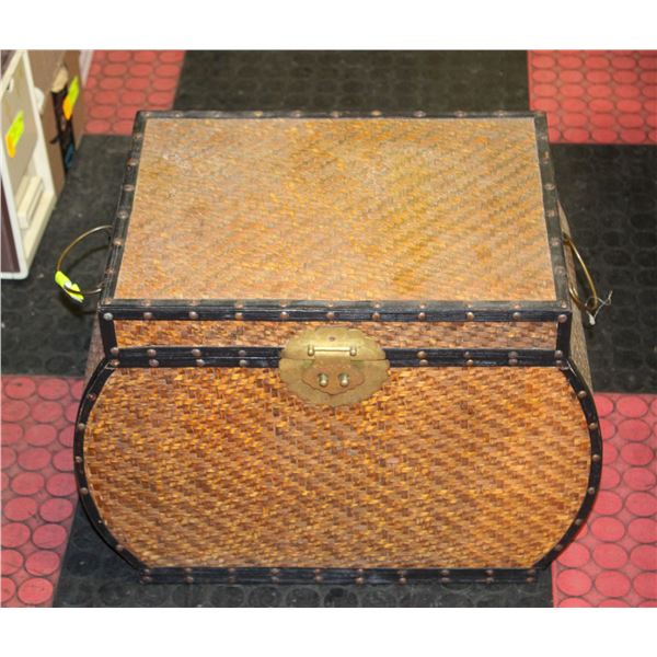 VINTAGE WICKER TRUNK