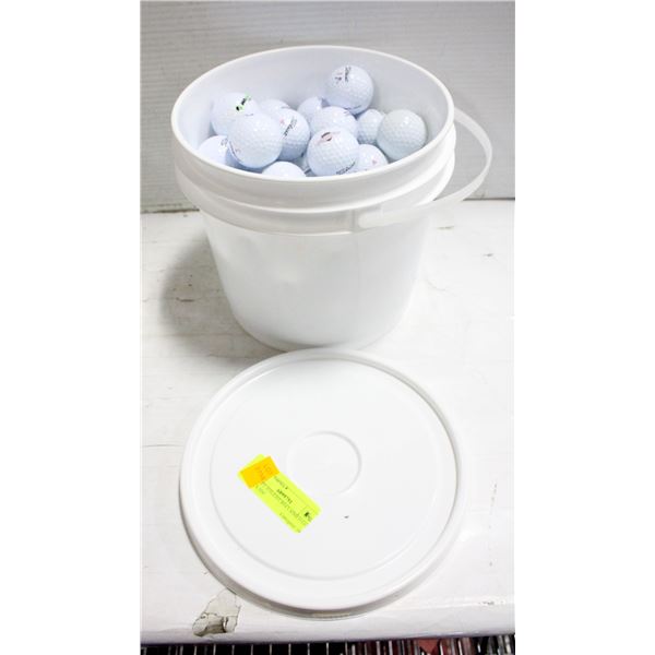 BUCKET TITLEIST RECLAIMED GOLF BALLS 5DZ