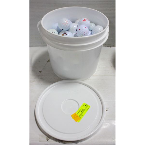 BUCKET NIKE RECLAIMED GOLF BALLS 5DZ