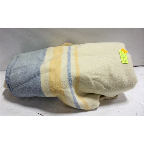 VINTAGE WOOL KENWOOD DOUBLE SIZE BLANKET-ESTATE
