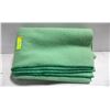 Image 1 : VINTAGE GREEN VIRGIN WOOL DOUBLE SIZE BLANKET