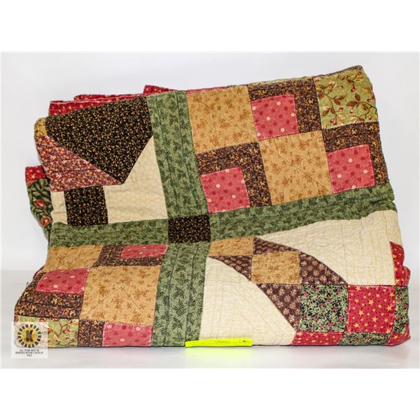 5FT VINTAGE PATCHWORK QUILT HANDMADE-ESTATE
