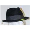 Image 1 : 100% WOOL BLACK & GREY BOLO HATS TOGETHER-ESTATE