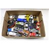 Image 1 : FLAT OF ASSORTED HOTWHEELS CARS