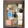 Image 1 : QTY OF VINTAGE AVON COLLECTABLE COSMETIC