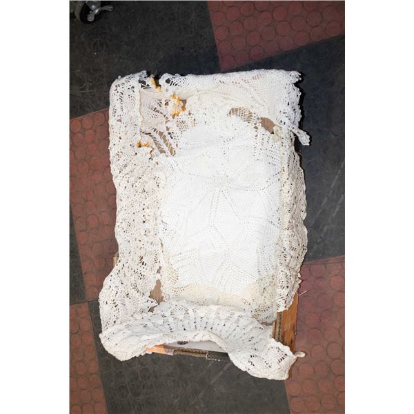 10 VINTAGE CROCHET DOILIES, MISC PATTERNS & COLORS