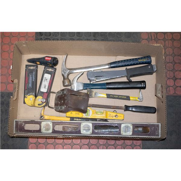 FLAT OF CARPENTER'S HAMMERS AND TOOLS INCL.