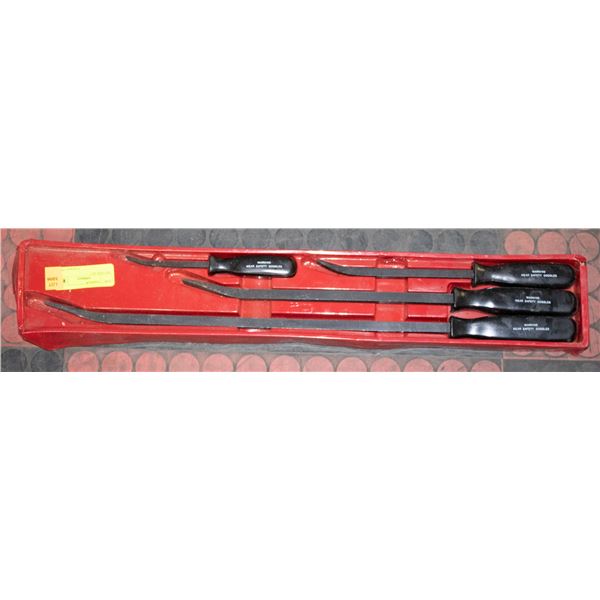 4 PIECE PRY BAR SET