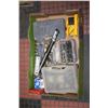 Image 1 : FLAT WITH LARGE ASSORTMENT OF DRILL BITS AND