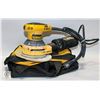 Image 1 : DEWALT CORDED RANDOM ORBITAL SANDER WITH