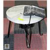 Image 1 : ROUND TABLE MOUNTED ROUTER WITH ASSORTMENT